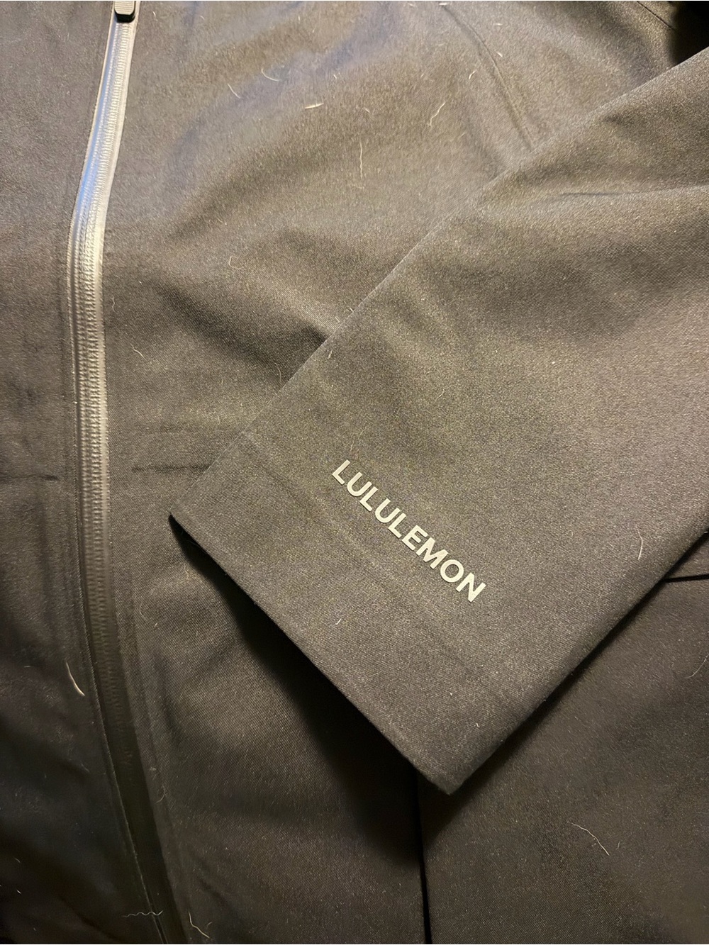 Lululemon women’s rain coat - Picture 3 of 4